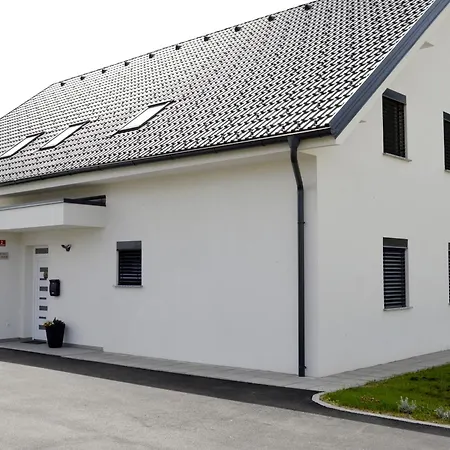 Apartmaji Baznik Catez *