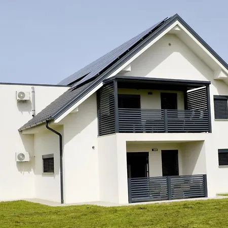 Apartamento Apartmaji Baznik Catez