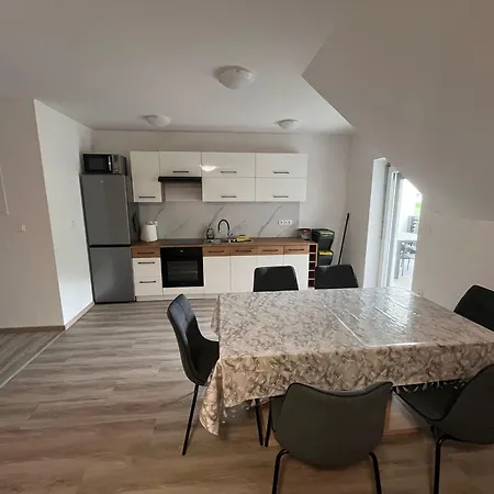 アパート Apartmaji Baznik Catez *