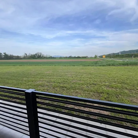 Apartmaji Baznik Catez Brežice