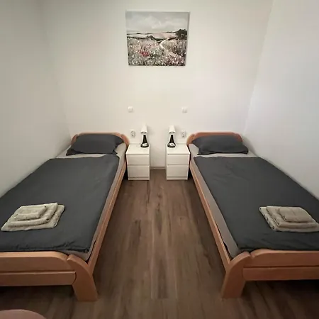 Apartamento Apartmaji Baznik Catez Brežice